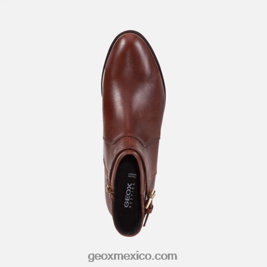 mujer feliz marrón Geox L846PZ389