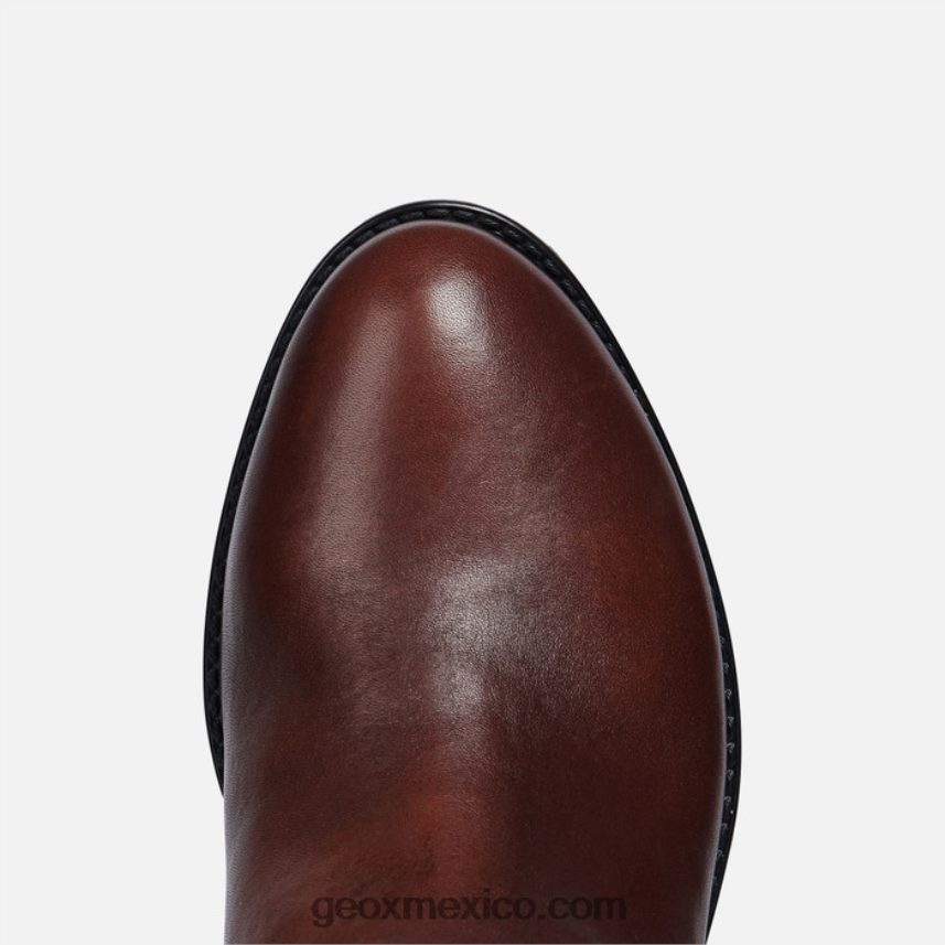 mujer feliz marrón Geox L846PZ75