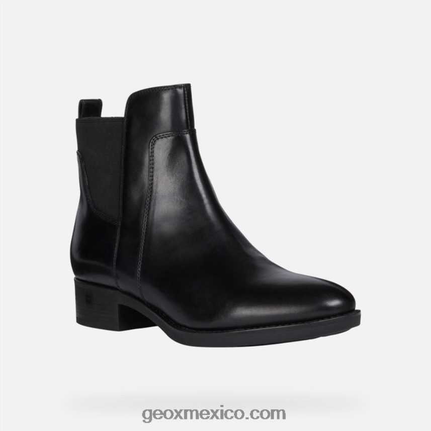 mujer feliz negro Geox L846PZ3