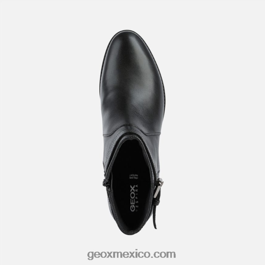 mujer feliz negro Geox L846PZ390