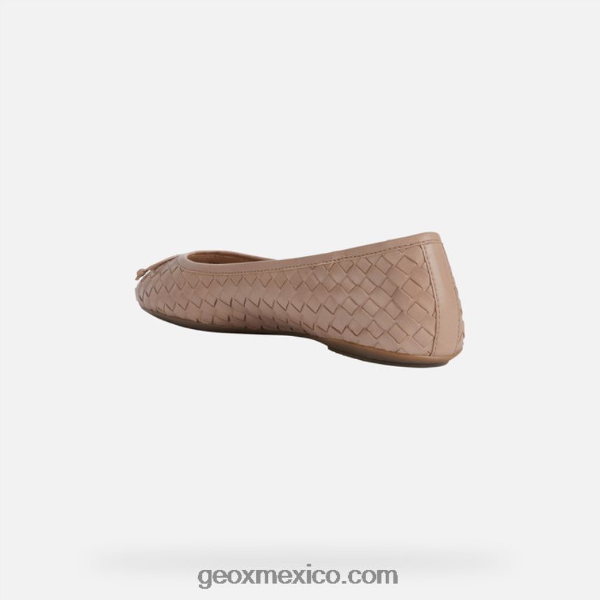 mujer palmaria piel oscura Geox L846PZ525